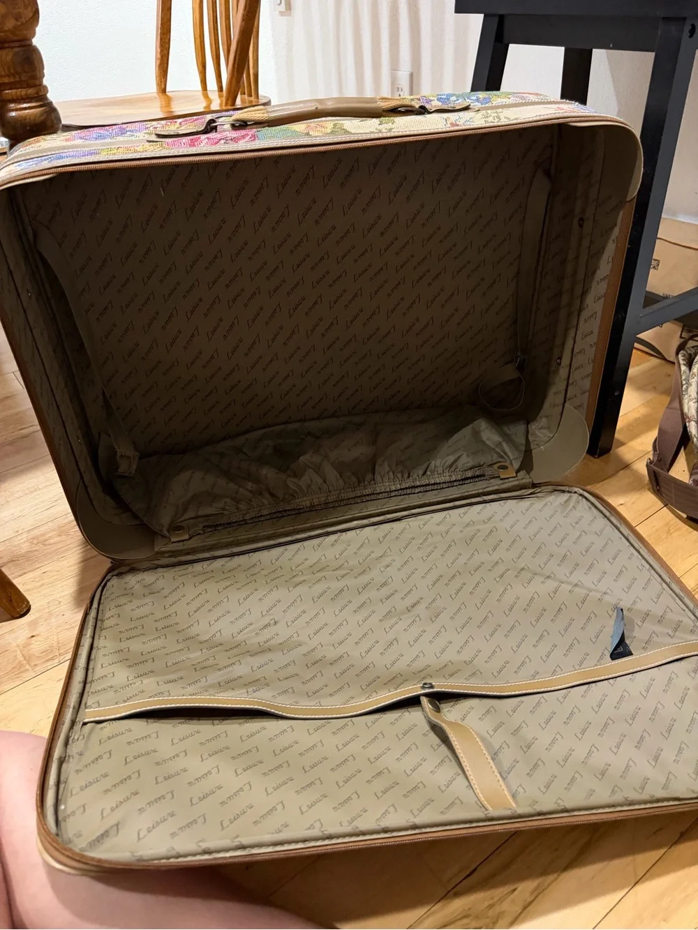 Jaguar , Jordache, and leisure vintage suitcase set